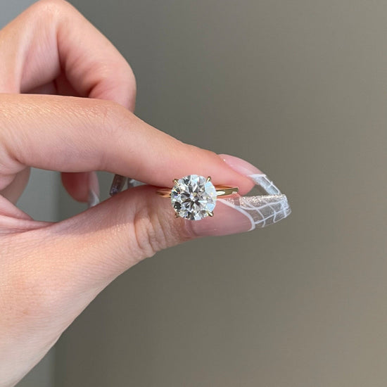 3.50 CT Round Shaped Moissanite Solitaire Engagement Ring 1