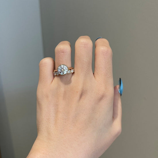 0.90 TCW Round Shaped Moissanite Bezel Half Eternity Wedding Band 4