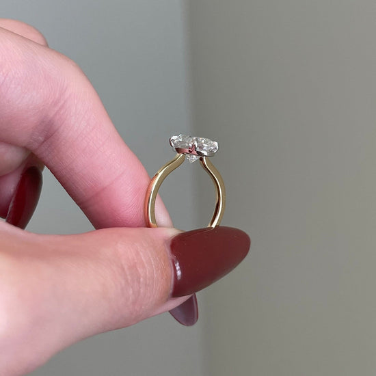 2.50 CT Oval Shaped Moissanite Solitaire Engagement Ring 6