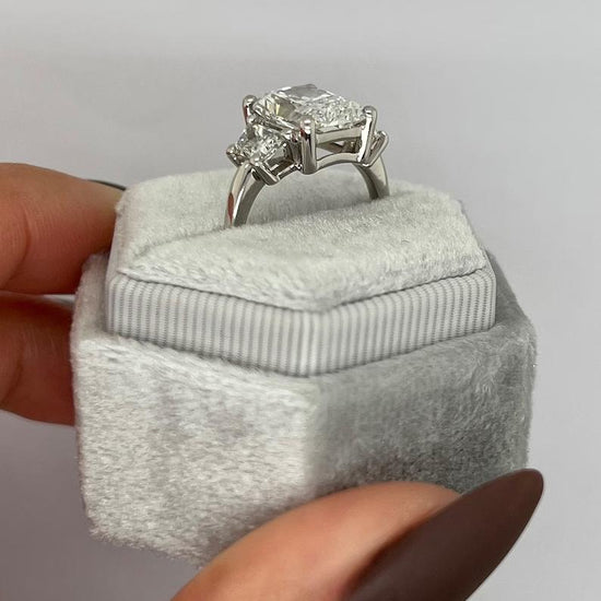 4.0 CT Radiant Three Stone CVD E/VS2 Diamond Engagement Ring 4