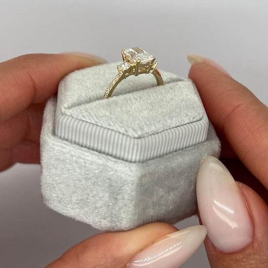 1.0 CT Radiant Three Stone CVD E/VS2 Diamond Engagement Ring 4