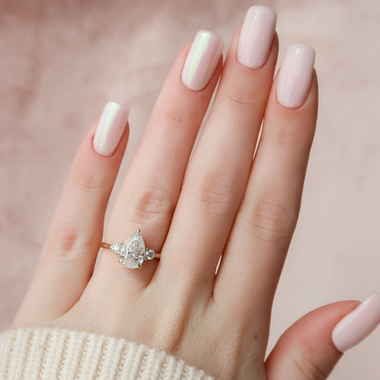 2.0 CT Pear Three Stone Moissanite Engagement Ring 8