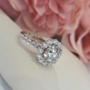 2.50 CT Round Halo CVD G/VS2 Diamond Engagement Ring 5