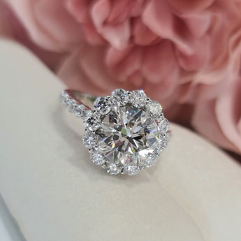 2.50 CT Round Halo CVD G/VS2 Diamond Engagement Ring 3