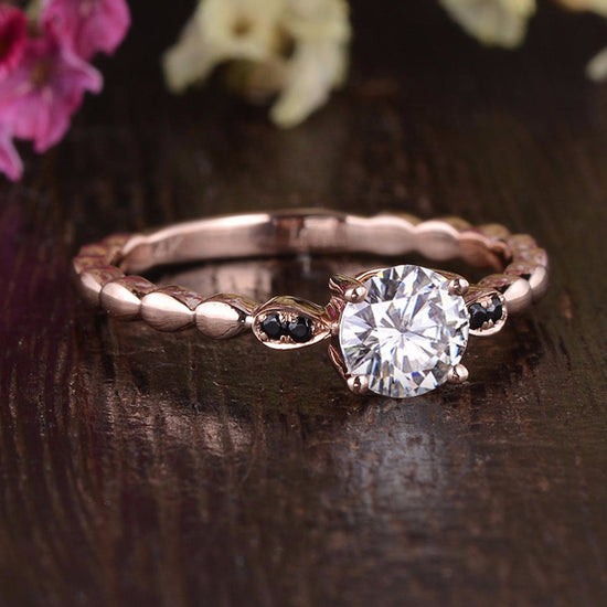 1.35 CT Round Cut Solitaire Moissanite Engagement Ring 3