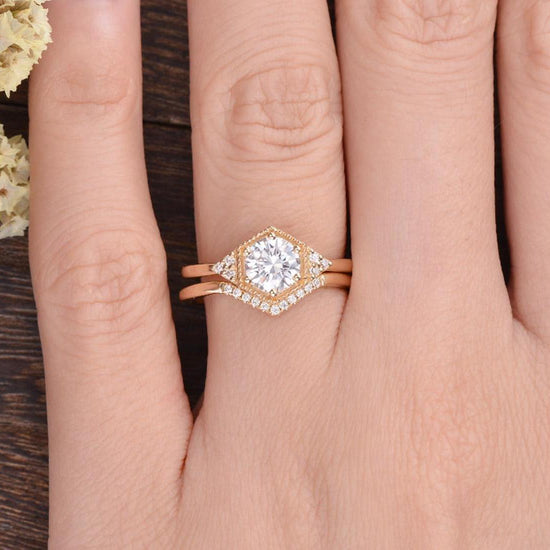 0.75 CT Round Moissanite Bridal Ring Set 1