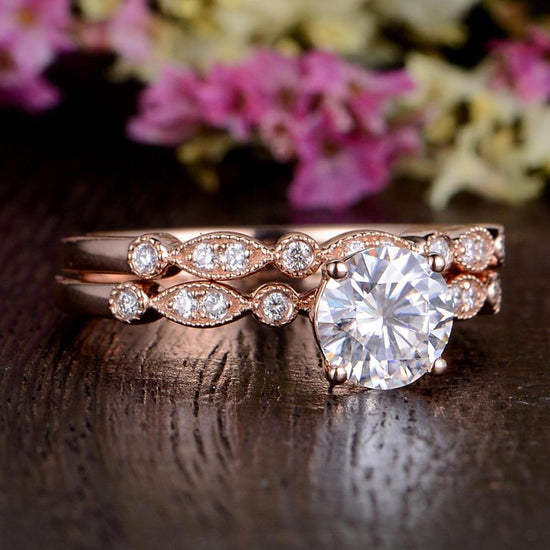 1.0 CT Round Cut Solitaire Milgrain Style Moissanite Bridal Ring Set 5